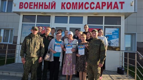 Балтач хәрби комиссары лачындай уллар үстергән әниләргә баш иеп рәхмәт белдерде