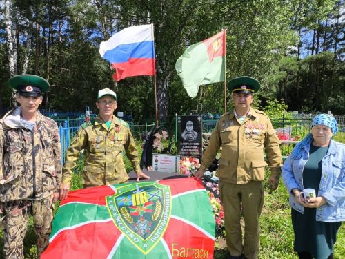 «Көндезләрен йөрим шулай, тик менә төннәрен елыйм»