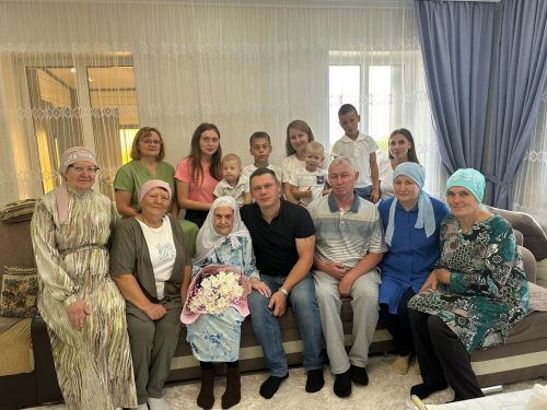 Эше дә, ашы да, тормышы да бик авыр булды