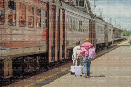 Ярамаган урында тимер юл аркылы чыккан хатын-кызны поезд бәрдергән