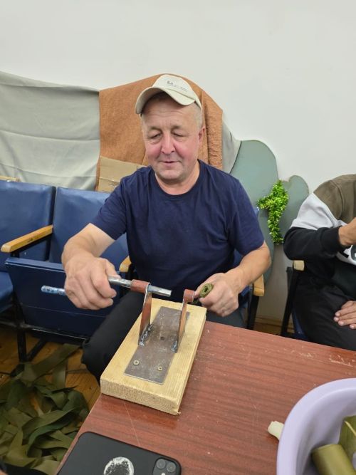 Чапшар авылы волонтерлары хәрби сеткалар үрү осталарына әверелеп беттеләр