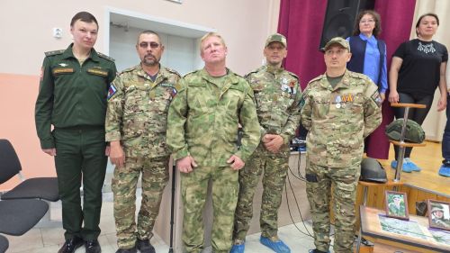 Балтач гимназиясендә махсус хәрби операциядәгеләрнең якыннары  өчен, ил өчен батырларча һәлак булган егетләр хөрмәтенә концерт куйдылар
