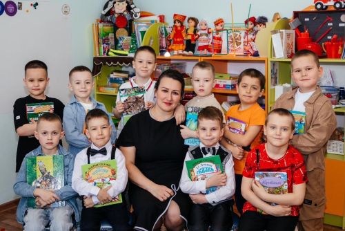 «...Нылпиослэн зэмос воспитательзы луон понна соослы сюлэмдэ сётоно», – шуэм тодмо советской педагог, психолог но гожъяськись Василий Сухомлинский