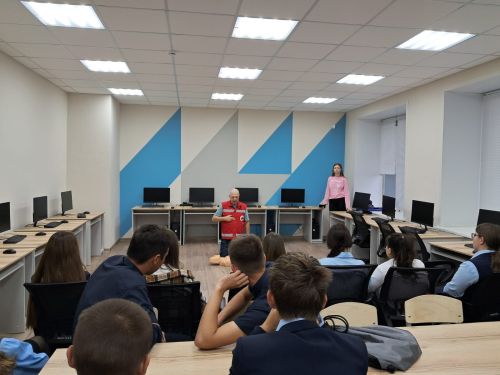 Балтач укучылары беренче ярдәм күрсәтү серләренә өйрәнде