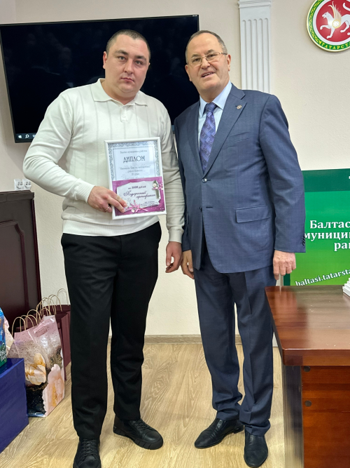 Балтачта Яңа ел бәйгесе җиңүчеләрен бүләкләделәр