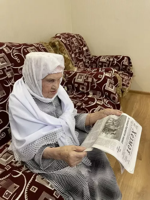Рәйсә Гәрәева 100 яшьтә дә матур сөйләме, акыл камиллеге, зәвыклыгы белән шаккатырды