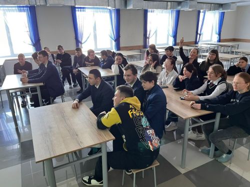 Арча агросәнәгать һөнәри көллиятенең икенче филиалында студентлар өчен мавыктыргыч күңел ачу чарасы узды