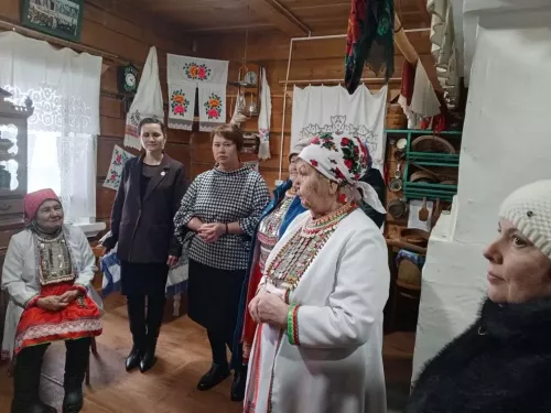 Балтачлылар Мари-Төрек районы «Ошмарий-Чимарий» марилар оешмасы белән очрашты