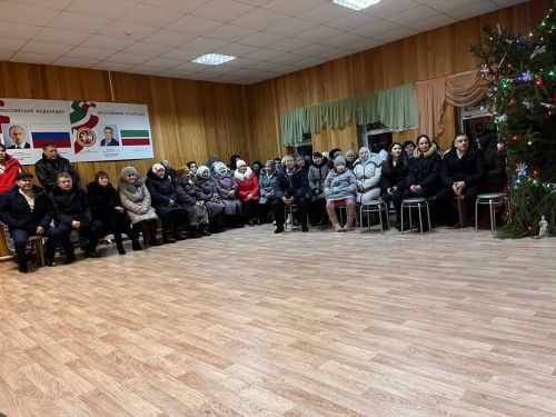 Комзавод авылында Яңа ел чарасы узган