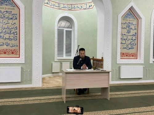 Ике тапкыр бурычка акча биреп тору бер мәртәбә сәдака бирүгә тиңләшә, яки кеше үлгәннән соң аның бурычын кем түли?