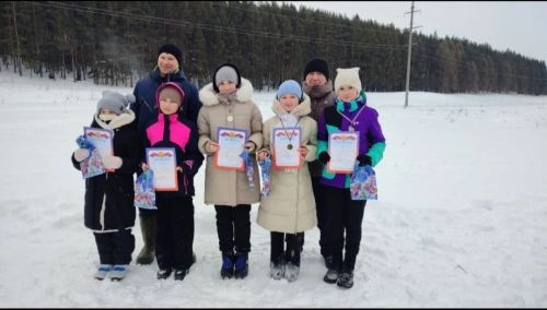 Чепьяда спонсорлар чаңгыда ярыштыра