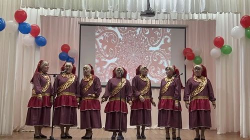 Удмурт кызы саф татарча сөйләшергә өйрәнде