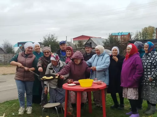 Рания СМУ өлкәннәрен сөендергән