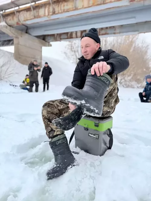 Борнак җирлегендә балык тоту  ярышы уздырдылар