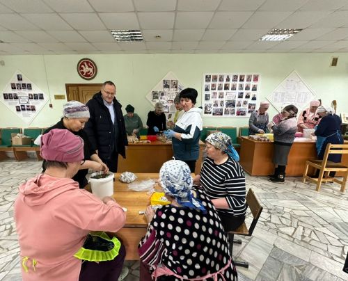 Ор волонтерларының эшчәнлеге белән район башлыгы якыннан танышты