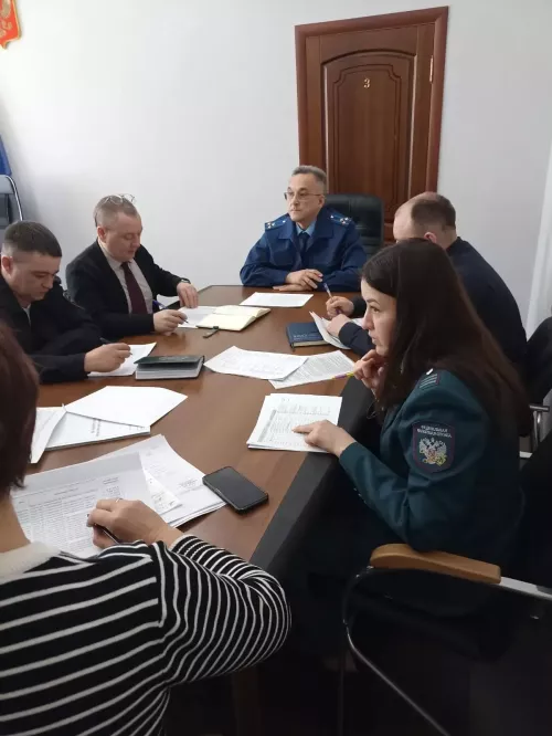 Район прокуратурасында салым түләү буенча эшче группа утырышы булды