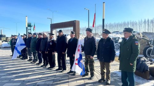 Балтачта Ватаныбызны су асты көймәләрендә саклаган ир-егетләр бәйрәм итте