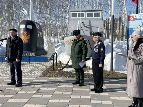 Балтачта Ватаныбызны су асты көймәләрендә саклаган ир-егетләр бәйрәм итте