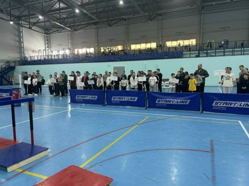 Балтачта спорт мәктәбе тренерлары призына кул көрәше буенча турнир узды
