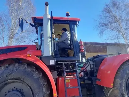 «Маяк»лылар тулы әзерлек белән язгы кыр эшләрен көтә