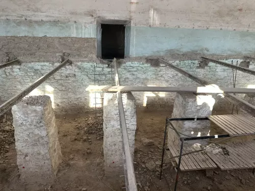 Яңгул авылындагы иске клуб бинасында капиталь ремонт эшләре башланды