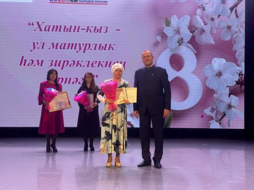 Балтачта гүзәл затларны хөрмәтләделәр