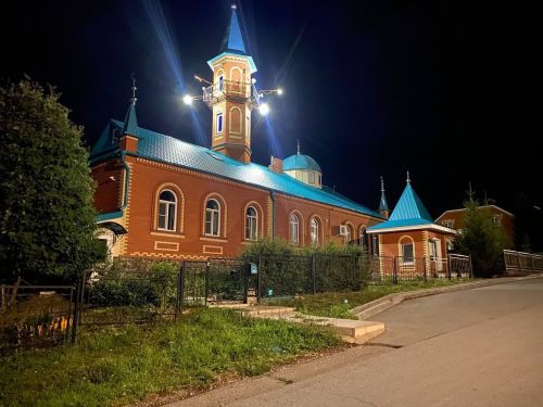 Мин намаз укымыйм, әмма ураза тотам. Андый ураза кабул буламы?