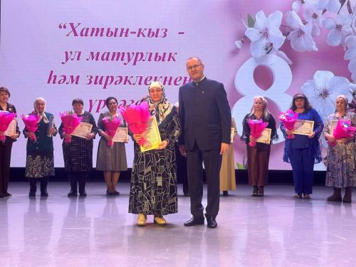 Балтачта гүзәл затларны хөрмәтләделәр