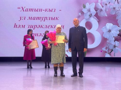 Балтачта гүзәл затларны хөрмәтләделәр