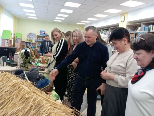 Балтач үзәк китапханәсендә коллективлар өчен экскурсияләр оештырыла башлады