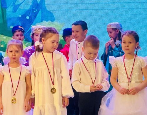 Балтач мәдәният үзәгендә бишенче балалар бакчасының концерты узды