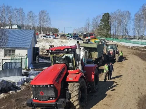 “Сосна” җәмгыятендә 38 трактор һәм 28 арба техник күзәтү үтте