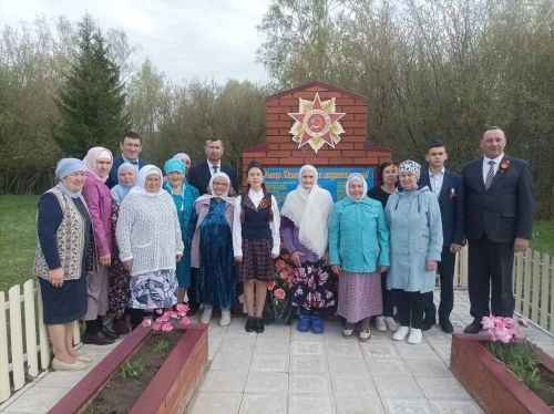 Митинглар бездә дә матур узды