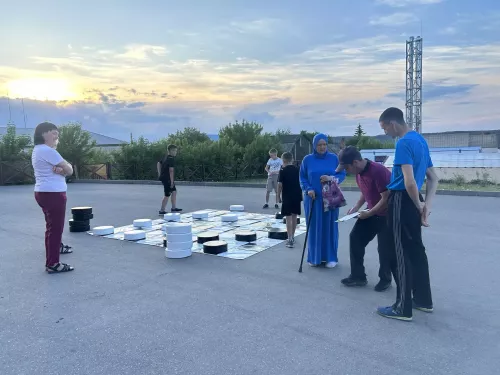Балтачта «Гигант шашкалар» уены узды