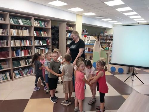 5нче номерлы бакча балалары  “Көч – белемдә, яшәү – сәламәтлектә!” дип аталган чарада катнашты