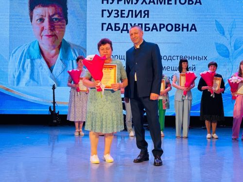 Бүген Балтач  мәдәният үзәгендә районның медицина хезмәткәрләре бәйрәм итте