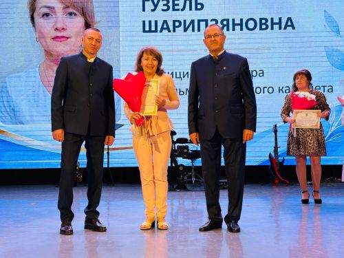 Бүген Балтач  мәдәният үзәгендә районның медицина хезмәткәрләре бәйрәм итте