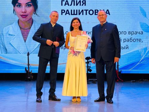 Бүген Балтач  мәдәният үзәгендә районның медицина хезмәткәрләре бәйрәм итте