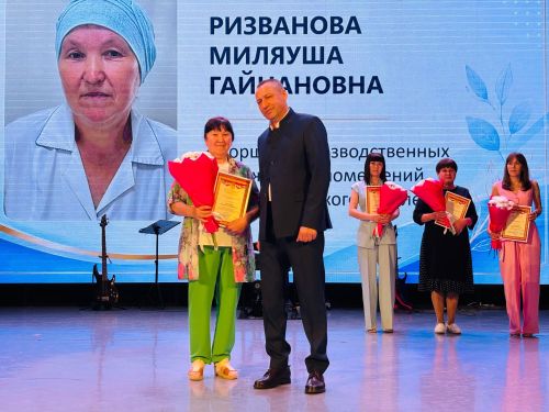 Бүген Балтач  мәдәният үзәгендә районның медицина хезмәткәрләре бәйрәм итте