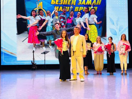 Бүген Балтач  мәдәният үзәгендә районның медицина хезмәткәрләре бәйрәм итте
