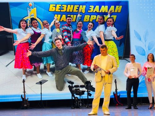 Бүген Балтач  мәдәният үзәгендә районның медицина хезмәткәрләре бәйрәм итте