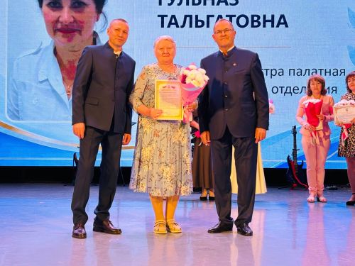 Бүген Балтач  мәдәният үзәгендә районның медицина хезмәткәрләре бәйрәм итте