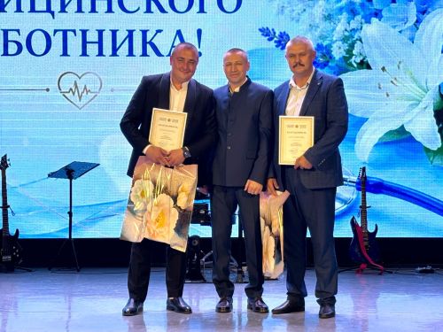 Бүген Балтач  мәдәният үзәгендә районның медицина хезмәткәрләре бәйрәм итте