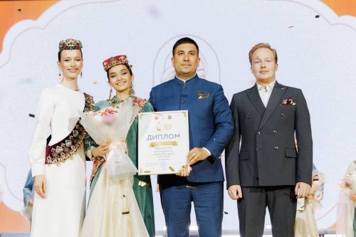 Динә Зарипова Татарстан данын «Татар кызы» халыкара этабында яклаячак