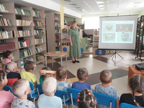 Балтач балалары «Умники и умницы» уенында үз көчләрен сынады