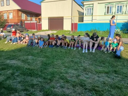 Көектә балалар өчен матур чара уздырганнар