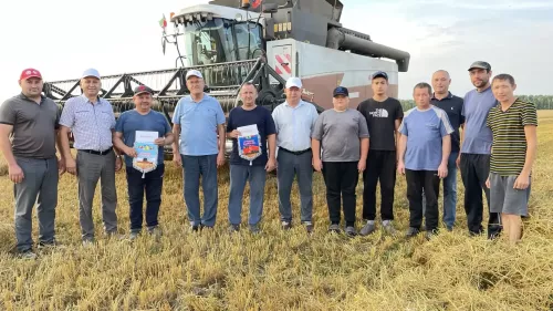 Урак кампаниясе нәтиҗәләре: Рамил Нотфуллин алдынгы игенчеләрне хөрмәтләде