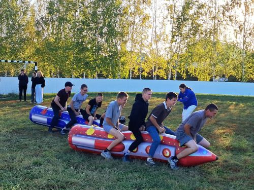 Арча аграр-сәнәгать көллиятенең икенче филиалы студентлары вакытны күңелле уздыра