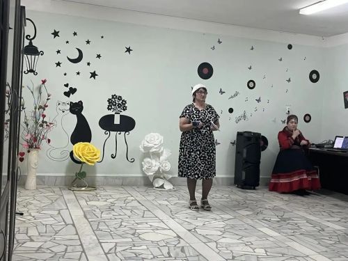«Наз» кабат моңга күмелде