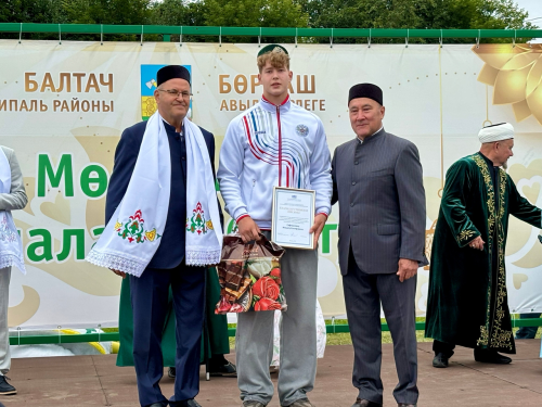 Бөрбаш авылында Россиякүләм мөселман балалар Сабан туе узды